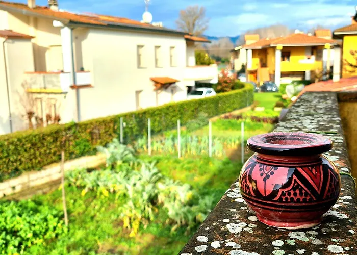 Casa Gina-citta E Campagna Lucchese * Lucca