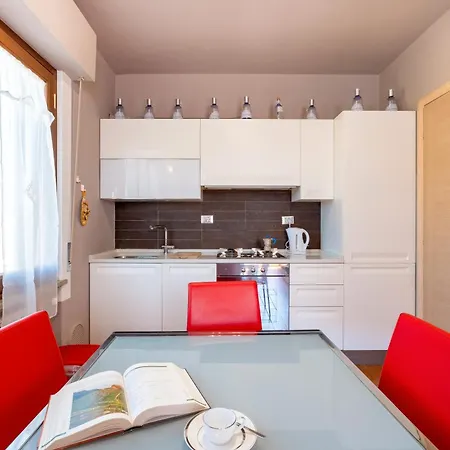 Casa Gina-citta E Campagna Lucchese Tatil Evi *