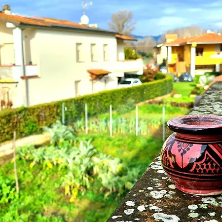 Casa Gina-citta E Campagna Lucchese Holiday home *